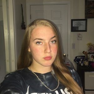 Meet your Posher, Velvet